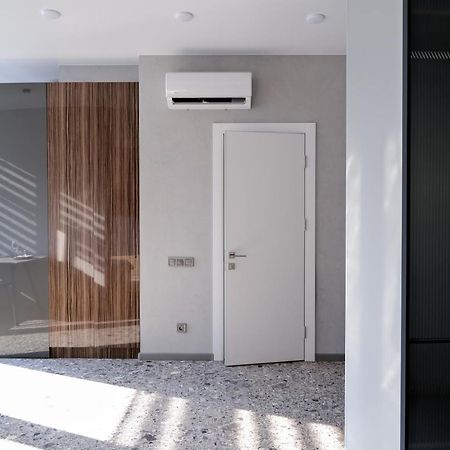 Board Apart Hotel 敖德萨 外观 照片