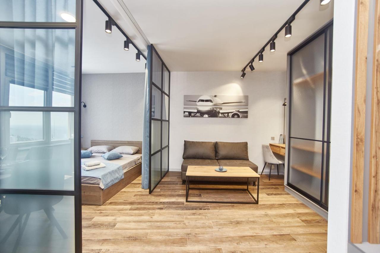 Board Apart Hotel 敖德萨 外观 照片