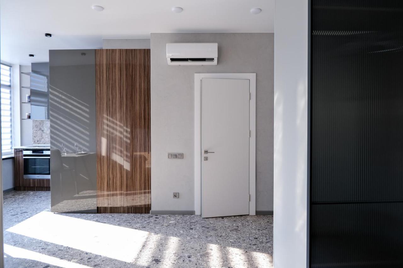 Board Apart Hotel 敖德萨 外观 照片