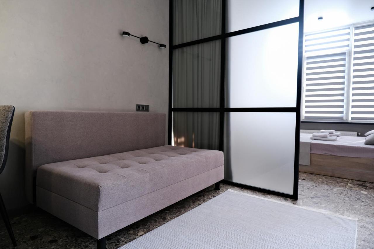 Board Apart Hotel 敖德萨 外观 照片
