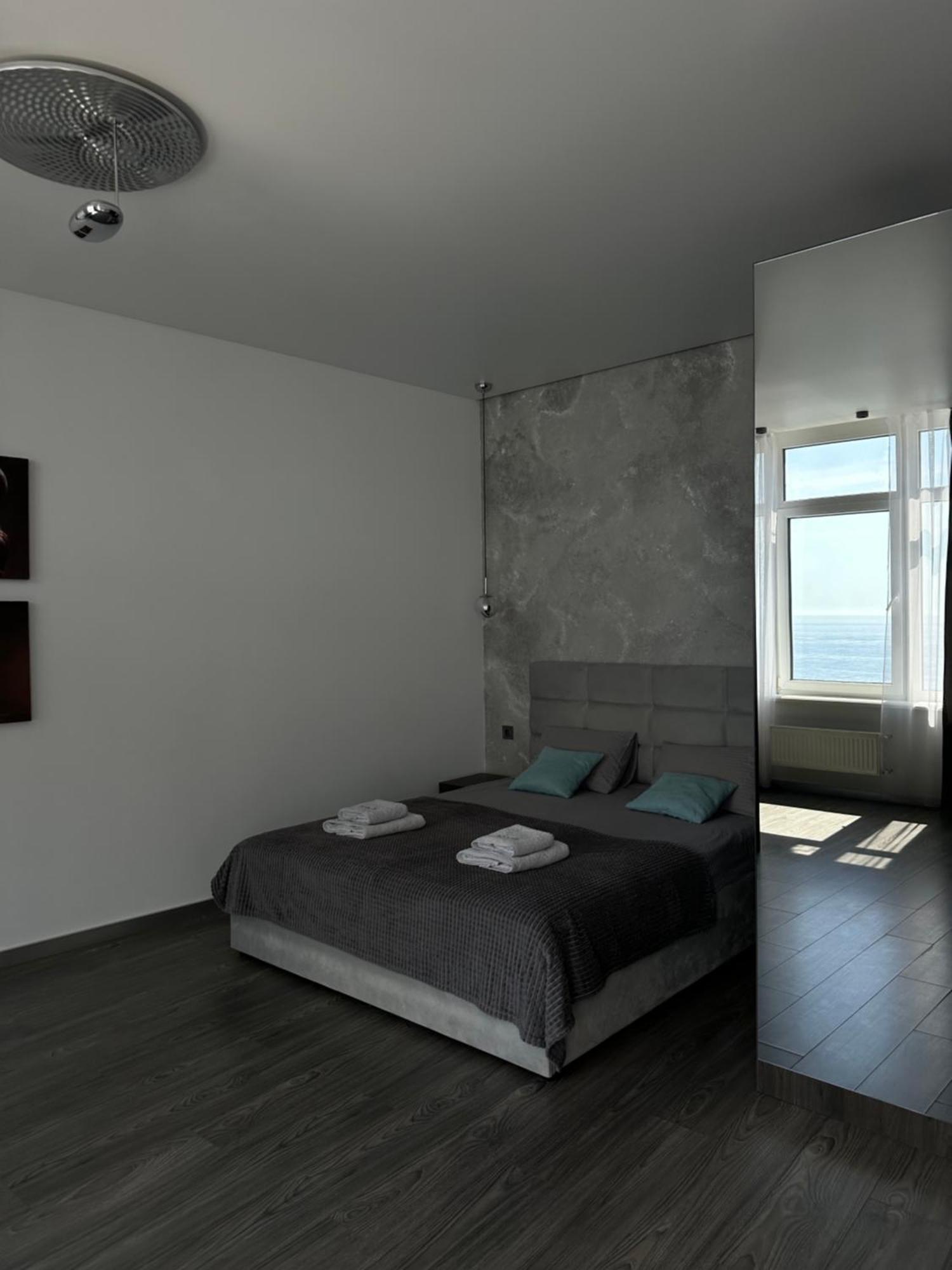 Board Apart Hotel 敖德萨 外观 照片